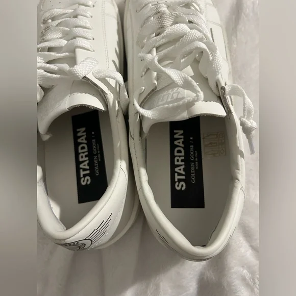 Golden Goose White Leather Low-Top Sneakers - Picture 11 of 16